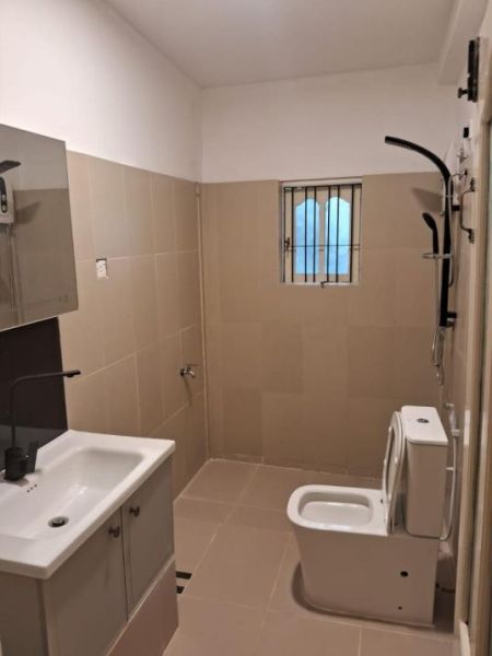 Bathroom - House For Rent – Mount Lavinia