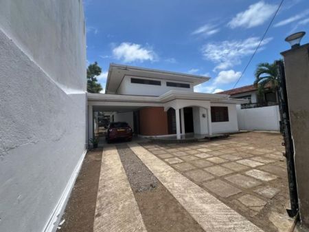 Exterior - Newly Refurbished 5 Bedroom House for Rent at Nedimala, Dehiwala | LKR 325,000/ month (EM056AC)