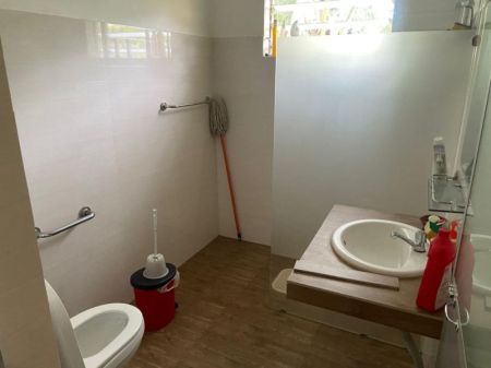 Bathroom - House for Sale in Rathmalana for Rs.130 million