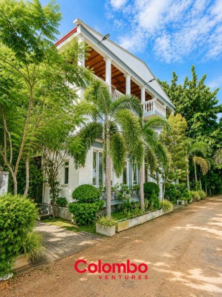Exterior - 5 Room Grand House on 17 perch Land Luxury House for SALE – Gunasekera Mawatha, Mattumagala, Welisara, Kandana, Wattala 