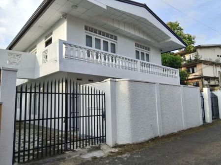 Exterior - 6 Bedroom House for Sale - Rawathawatte, 20 Metres from Galle Road | LKR 55 Million (EM999)