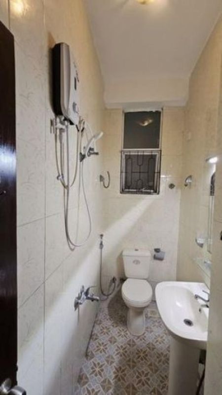 Bathroom - (NAR795) Furnished 3BR Apartment for Rent in Pamankada Foreign only