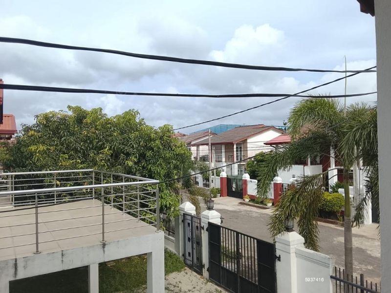 Exterior - House for rent in Ja Ela