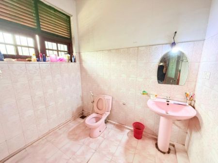 Bathroom - (DH792) Two Storey House for Sale in Koswatta, Battaramulla