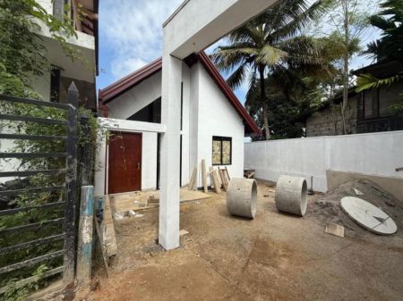 Exterior - Kahathuduwa Jaya Mawatha 02 Bed Room Cabana Type Brand New House on 7.25 Perches of Land for Sale 