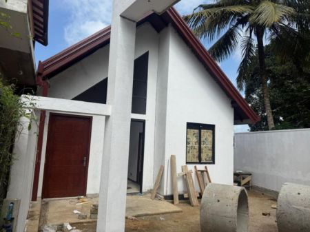 Exterior - Kahathuduwa Jaya Mawatha 02 Bed Room Cabana Type Brand New House on 7.25 Perches of Land for Sale 