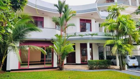 Exterior - Spacious 5 BR House for rent in Pelawatte 