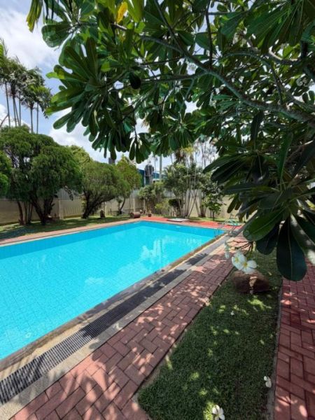 Exterior - Spacious Family Residence for Rent with Pool, Garden & Separate Annexe