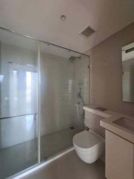 Bathroom - Altair - 03 Bedroom Unfurnished Apartment for Sale in Colombo 02 (A6129)