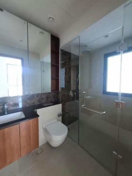 Bathroom - Capitol TwinPeaks - 02 Bedroom unfurnished Apartment for Sale in Colombo 02 (A6131)