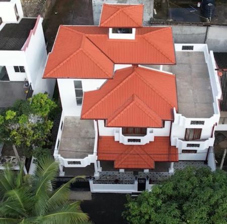 Exterior - Lake View 6 Bedroom House for Sale – Moratuwa