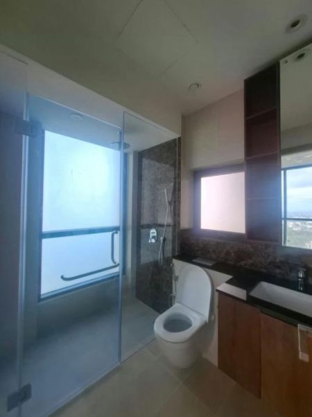 Bathroom -  Capitol TwinPeaks - 03 Bedroom Unfurnished Apartment for Sale in Colombo 02 (A6134)