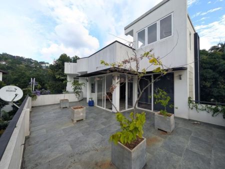 Exterior - 5 Bedroom Luxury House for Sale in Bowala, Kandy | LKR 130 Million (HS4873)