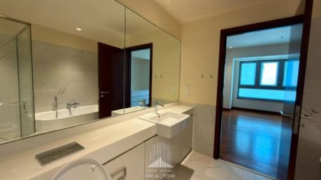 Bathroom - Luxury Apartment for Sale at Cinnamon Life Residencies, Colombo 02 (ASSH105)
