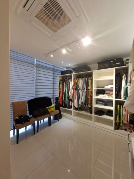 Living Room - ￭ Platinum One Suites ￭ 04BR Apartment For Sale ￭ (NK11628)