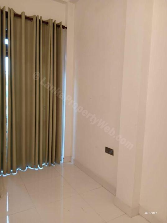 House for sale in Athurugiriya