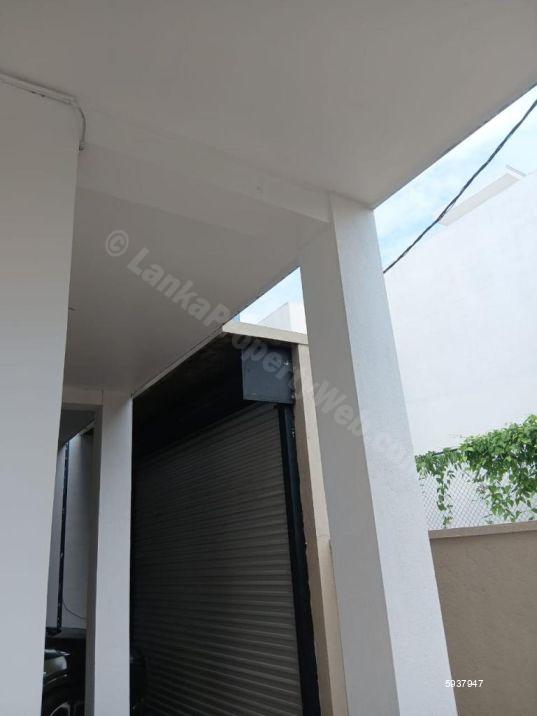 Exterior - House for sale in Athurugiriya