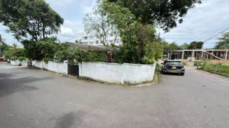 Exterior - (DH1302) House for Sale in Kottawa (land Value)