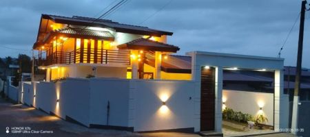 Exterior - 10.5 Perches Modern Luxury Home for Sale – Athurugiriya