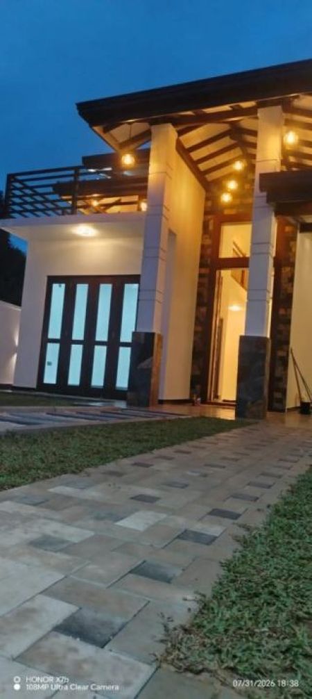 Exterior - 10.5 Perches Modern Luxury Home for Sale – Athurugiriya