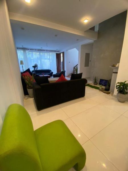Living Room - Luxury House For Sale Athrugiriya