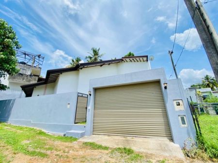 Exterior - Single Story High Roof House for Sale in Athurugiriya 