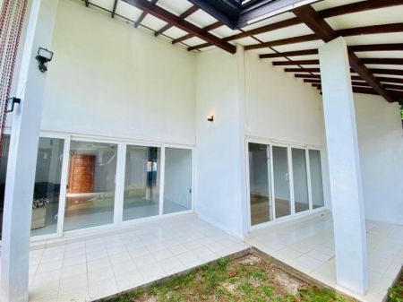 Exterior - Single Story High Roof House for Sale in Athurugiriya 