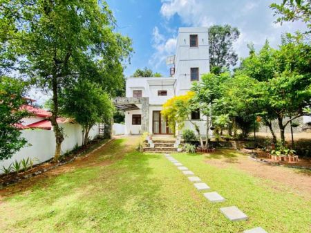 Exterior - 16 Perches Modern Box-Type Luxury House for Sale – Athurugiriya