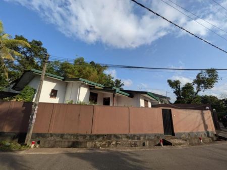 Exterior - 10.57 Perches House For Sale Malabe Mihindu Mawatha
