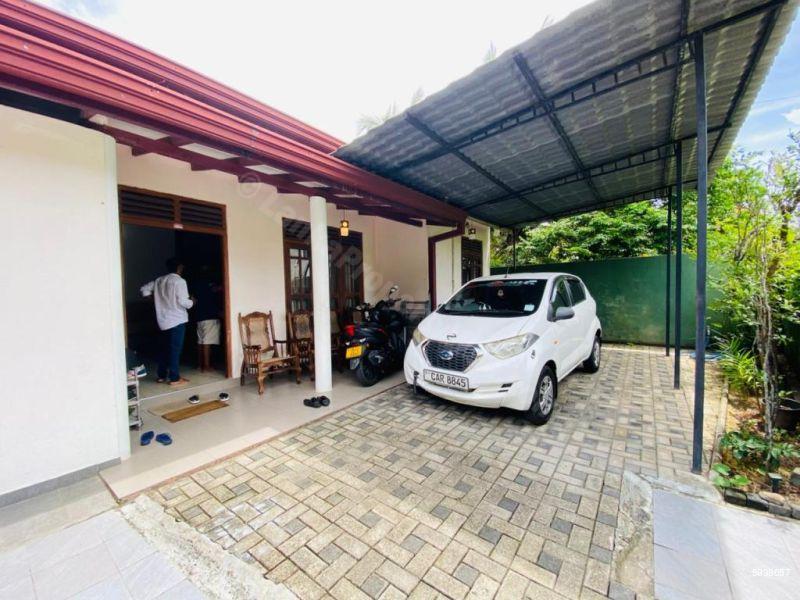 House for sale in Malabe