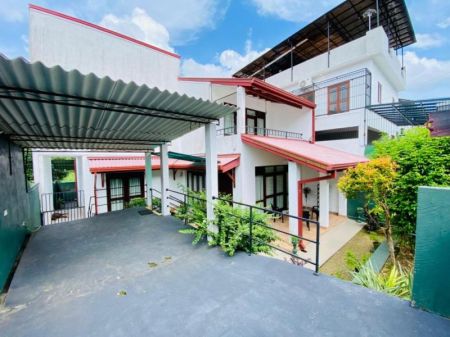 Exterior - 10 Perches House For Sale Near Malabe Town 
