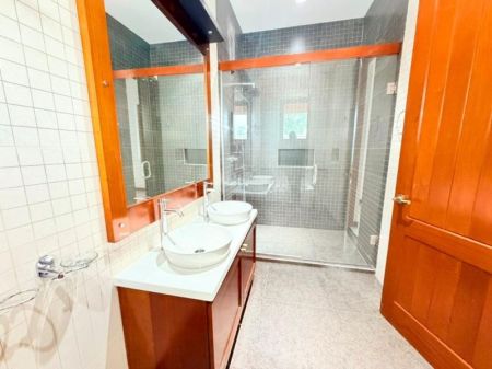 Bathroom - Pita Kotte Architecture Designed Super Luxury House For Sale