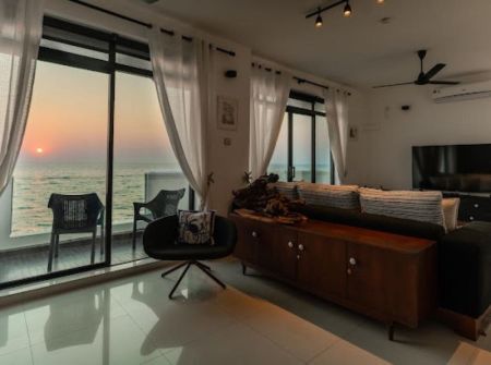 Living Room - Colombo 6 | Marine Drive | Spacious | Stunning sea views | 3Bedroom | 495K