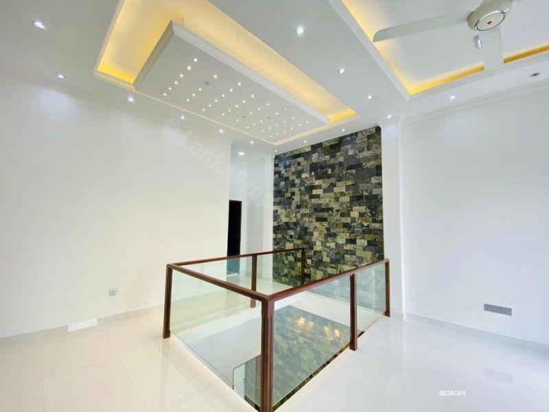 House for sale in Malabe