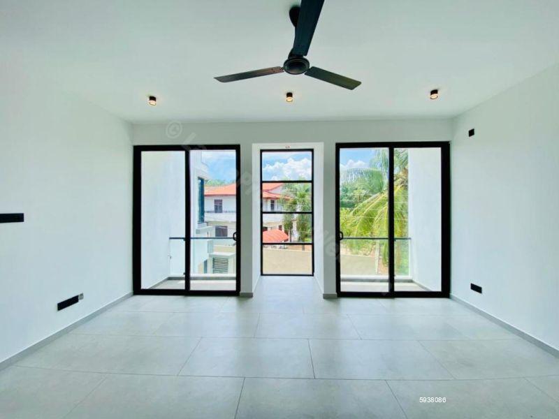 House for sale in Battaramulla