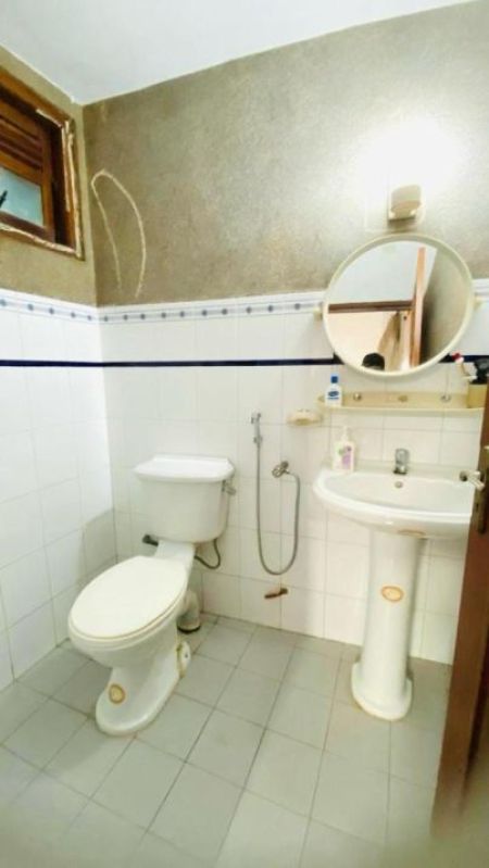 Bathroom - 27.12 Perches Super Luxury House For Sale Malabe