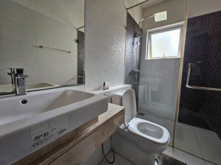 Bathroom - 3 Bedroom Apartment for Rent – Prestige Tower, Colombo 3