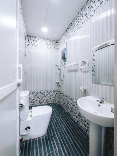 Bathroom - Spring Court  ￭ 03BR Apartment For Sale ￭ (NK11638)