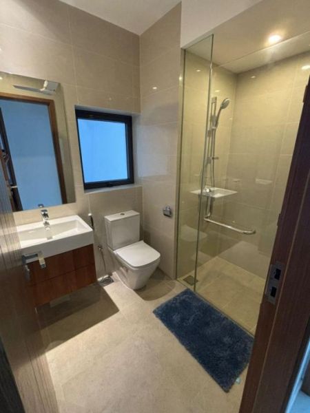 Bathroom - Apartment for Rent in Capitol Twin Peaks.
