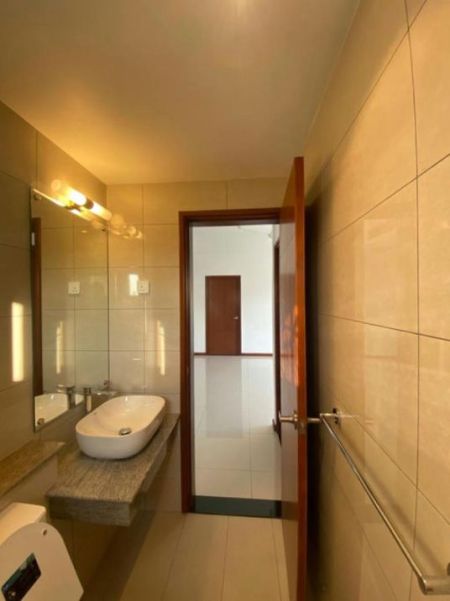 Bathroom - The Residencies - 02 Bedroom Unfurnished Apartment for Rent in Kotte (A5963)