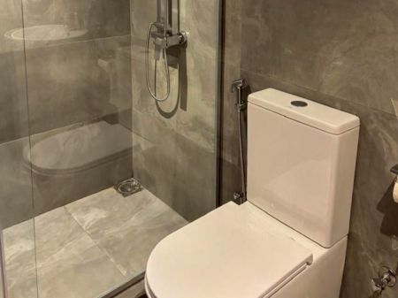 Bathroom - House for Sale - Colombo 10 | LKR 75,000,000