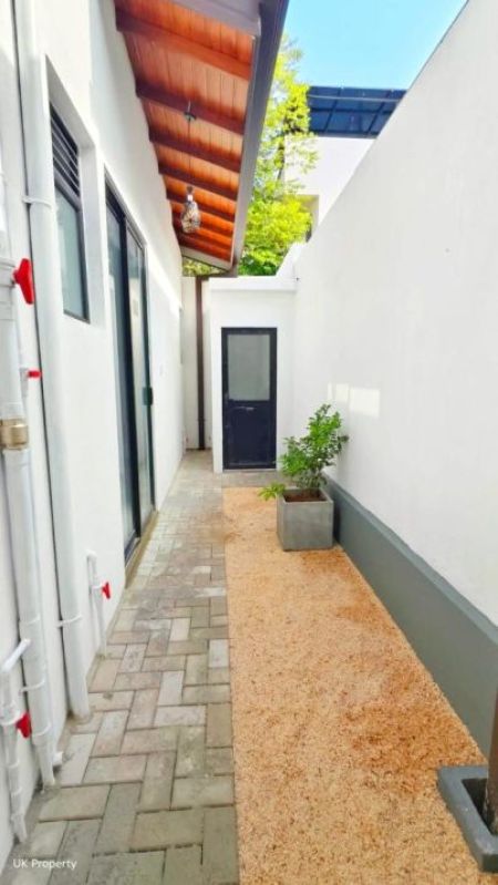 Exterior - Brand New Single Story House For Sale In Athurugiriya 