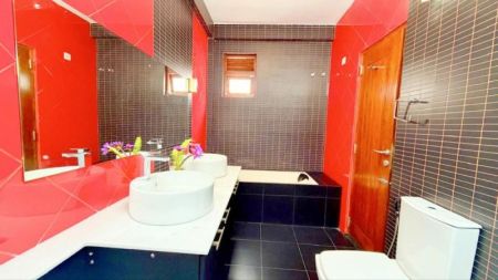 Bathroom - Modern Designed Luxury Three Story House For Sale In Nugegoda 