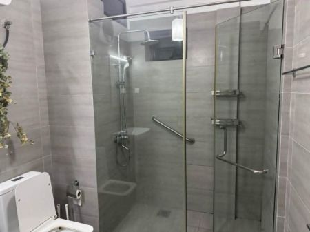 Bathroom - 03BR Fully Furnished Apartment For Rent in Mt Lavinia 