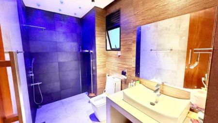 Bathroom - (SH1440) Luxury Modern House for Sale in Malabe