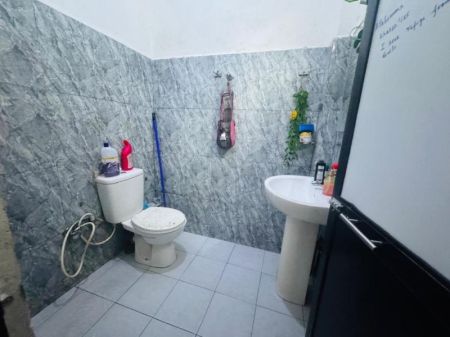 Bathroom - (RH586) Two Storey House for Sale in Rathmalana