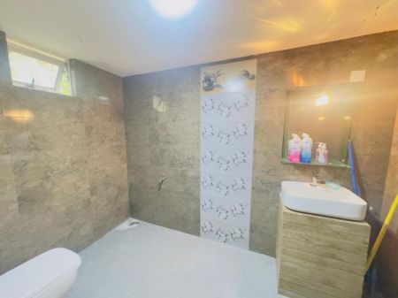 Bathroom - (DH458) Two Storey House with Large Land for Sale in Piliyandala