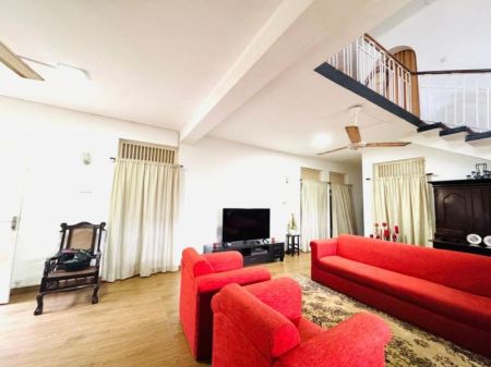 Living Room - (RH453) Spacious Two Storey House for Sale in Moratuwa