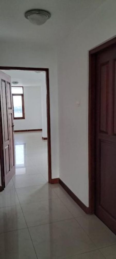 Dining room - Wind Crest Residencies, Rajagiriya 03 Bedroom 8th Floor Apartment for Sale 