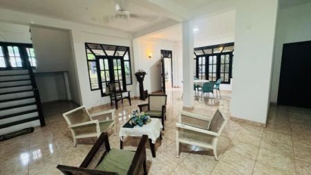 Living Room - Spacious, three-story residence is available for immediate sale - prime residential area of Athurugiriya